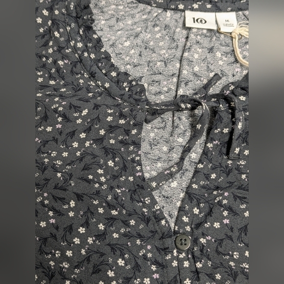 Tentree EcoWoven women's crepe smocked floral blouse in graphite size M - Picture 7 of 12